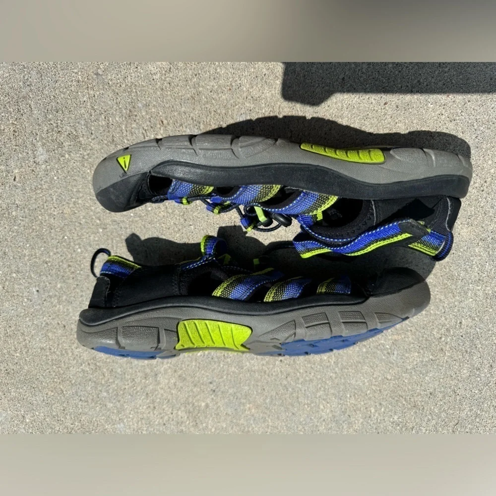 Keens Newport H2 Hiking Sandals - Men’s 7